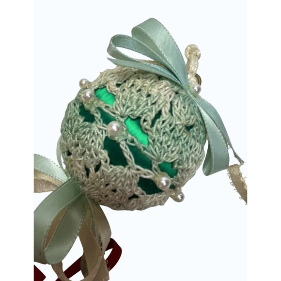 Set Of 4 Handmade Crochet Push Pin Ornaments With Ribbon Tassels  Beaded Accents - Picture 7 of 7